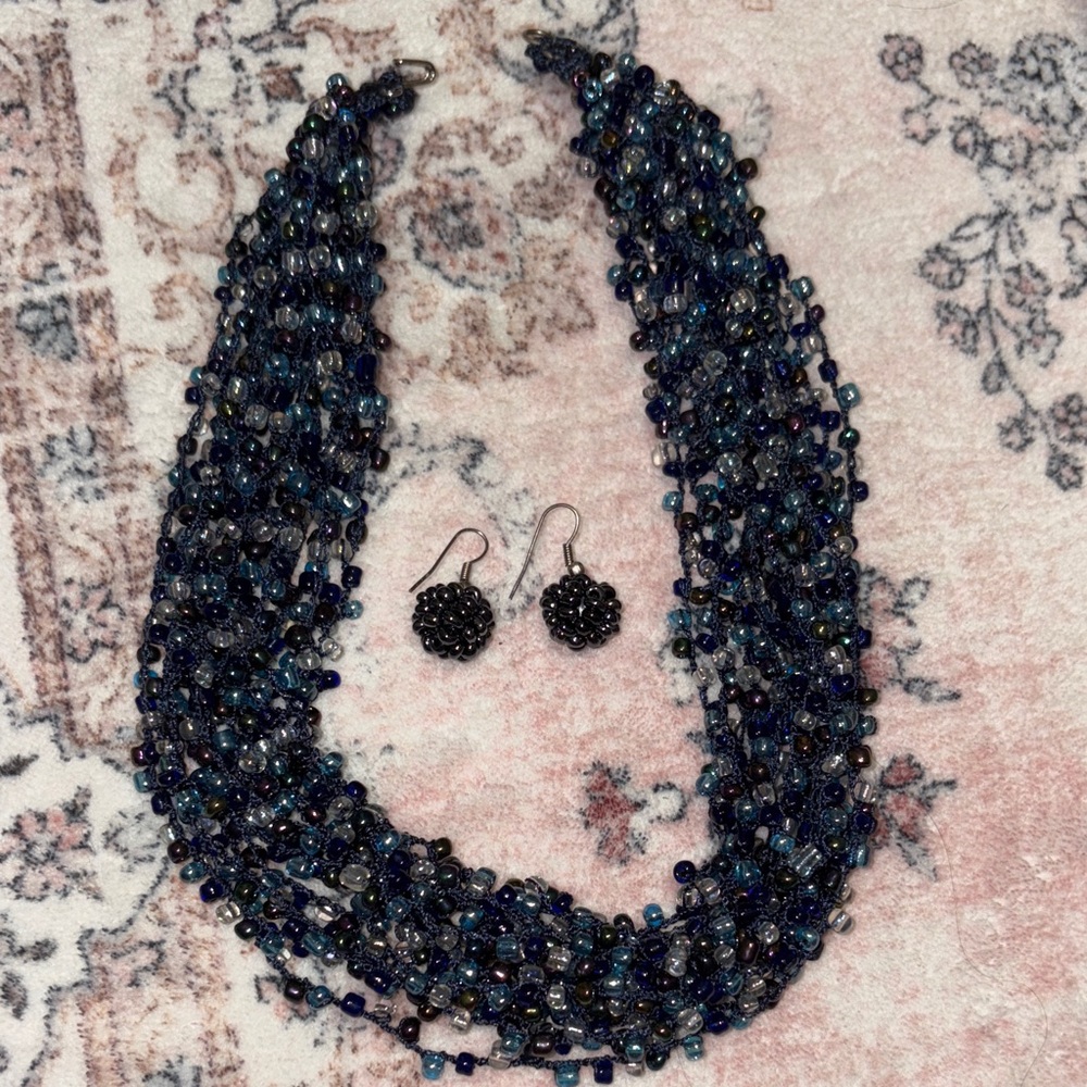 Elegant Blue Beaded Necklace Set